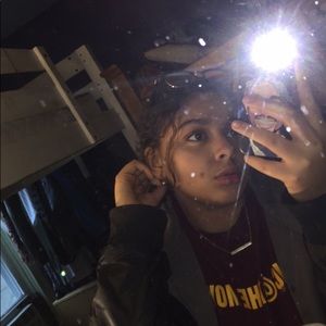 Meet your Posher, Jasmine